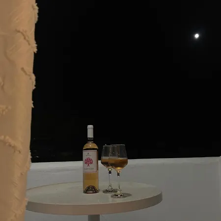 Avlή I * Kamári